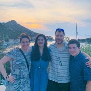 Meet your Posher, Andrea